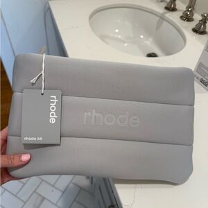 NWT Rhode Skin Cosmetic Pouch